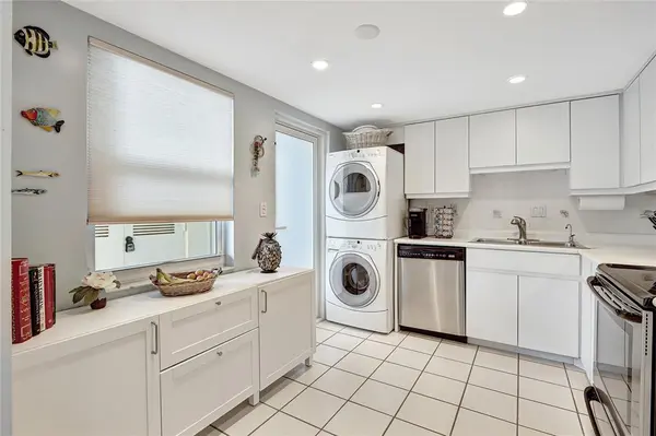 Fort Lauderdale, FL 33316,2000 S Ocean Dr #1009