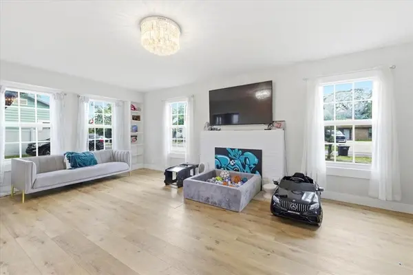 West Palm Beach, FL 33405,819 Lytle St