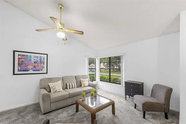 Coral Springs, FL 33071,425 Shadow Wood Ln