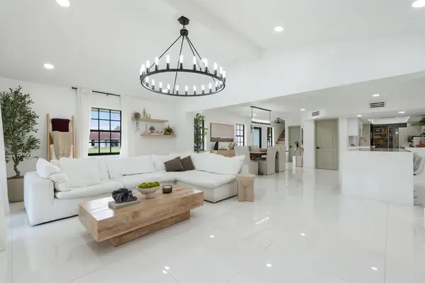 Southwest Ranches, FL 33330,5702 SW 136 AVE