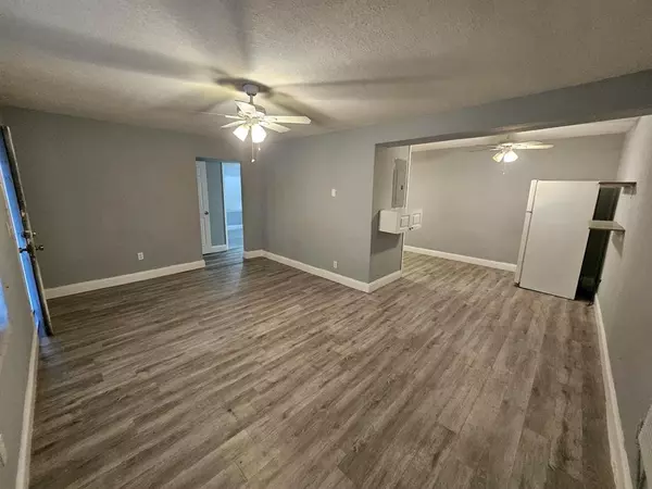 Miami, FL 33147,1600 NW 93rd St #-