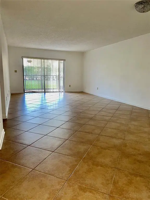 Weston, FL 33326,16051 Blatt Blvd #103