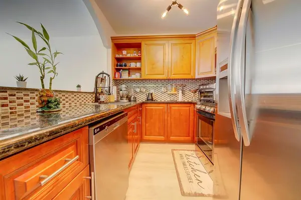 Hialeah, FL 33015,18111 NW 68th Ave #I210