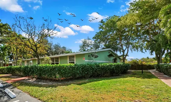 7172 Southgate Blvd #7172, Tamarac, FL 33321