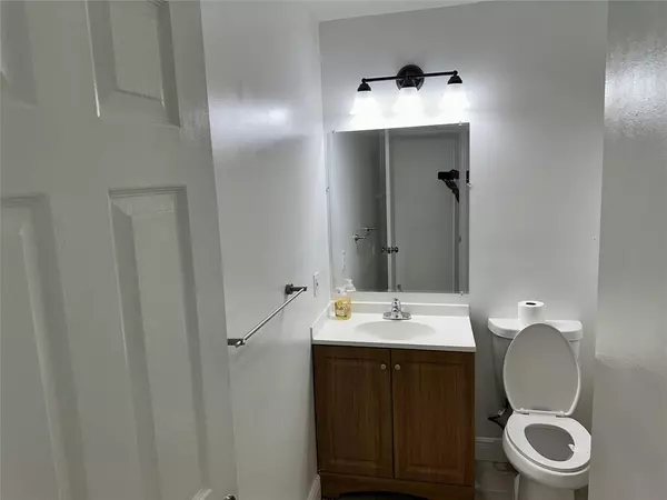 Coral Springs, FL 33065,7546 NW 44th Ct #West