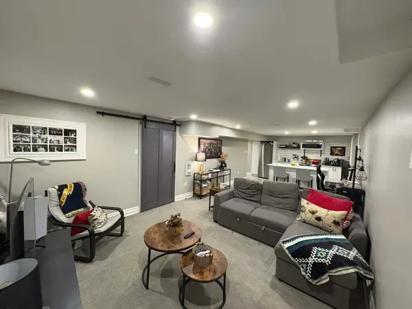 Orangeville, ON L9W 4M6,305 Hansen BLVD #Lower