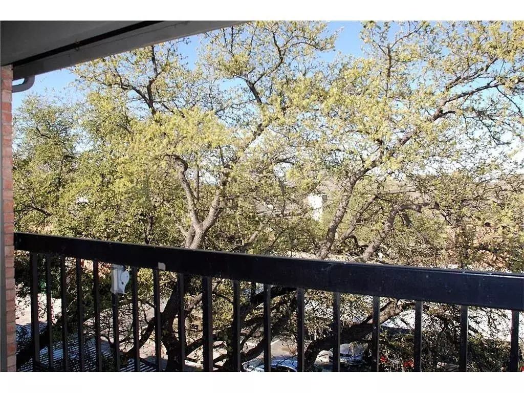 Dallas, TX 75252,18333 Roehampton Drive #1036