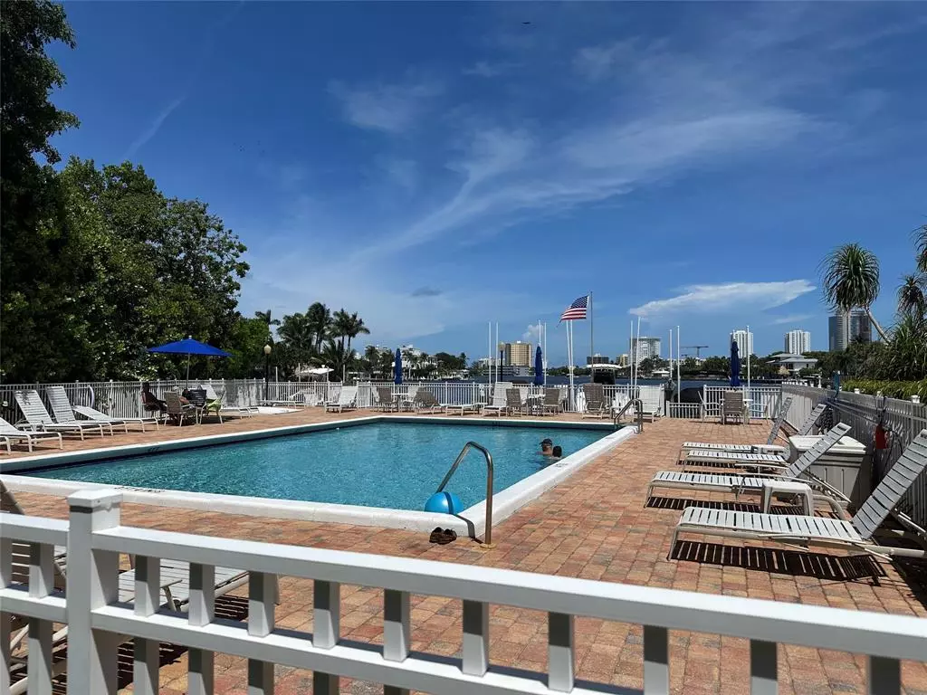 Pompano Beach, FL 33062,740 S Federal Hwy #314