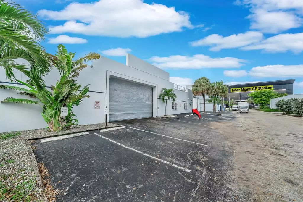 Fort Lauderdale, FL 33309,1100 NW 54th St