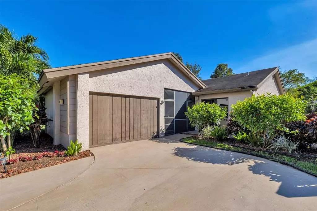 Coconut Creek, FL 33066,2260 Seagrape Cir