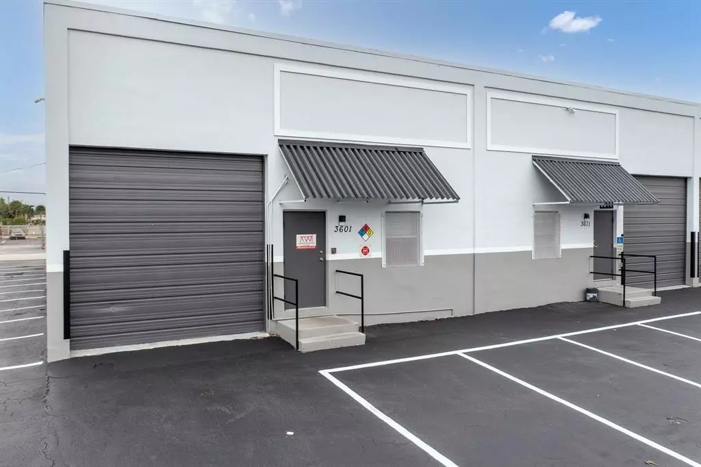 Oakland Park, FL 33334,3600 NE 4th Avenue