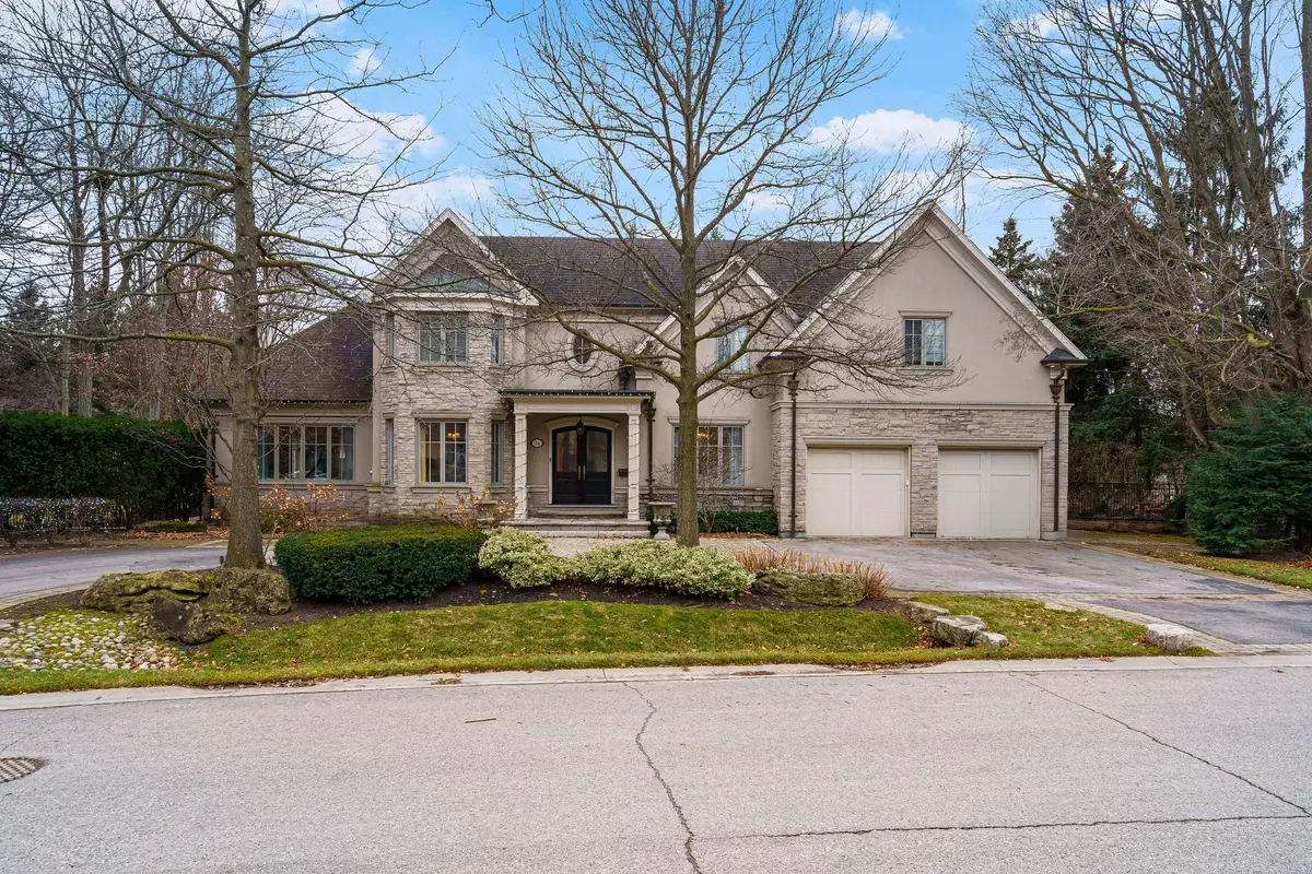Oakville, ON L6K 3Y4,94 Shorewood PL S