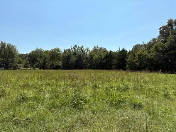 7649 Fm 69, Como, TX 75431