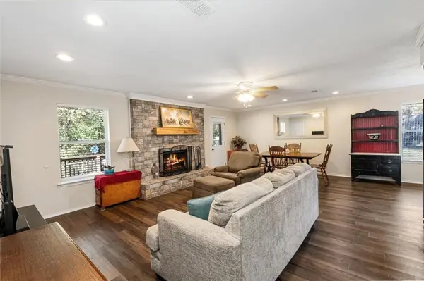 Kemp, TX 75143,15690 Hilltop Drive