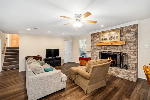 Kemp, TX 75143,15690 Hilltop Drive