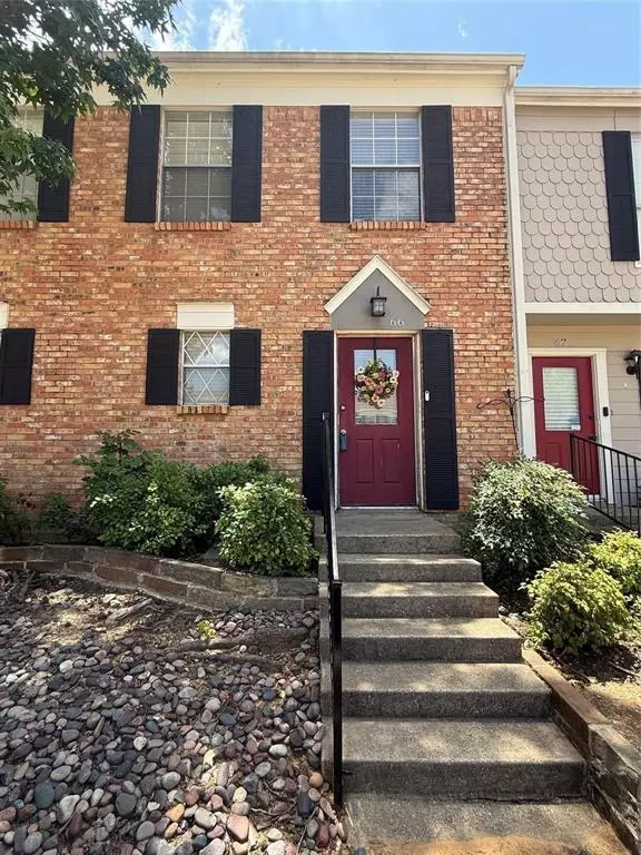 Euless, TX 76039,66 Abbey Road