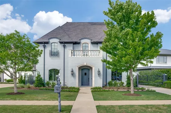 5128 Peach Willow Lane, Fort Worth, TX 76109