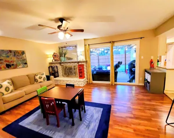 Carrollton, TX 75007,2104 Victoria Road