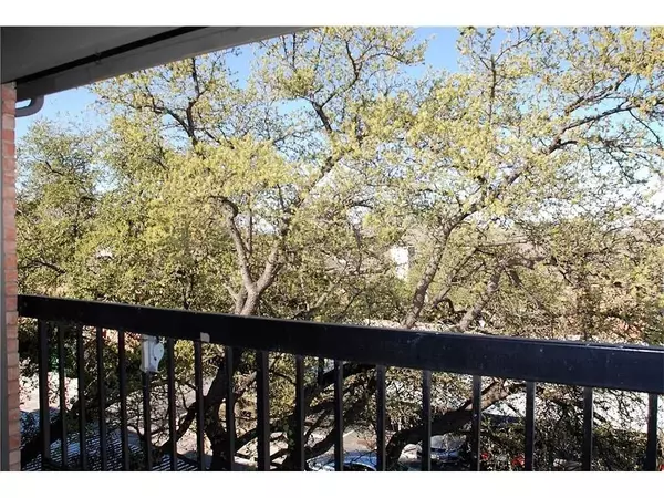 18333 Roehampton Drive #1036, Dallas, TX 75252