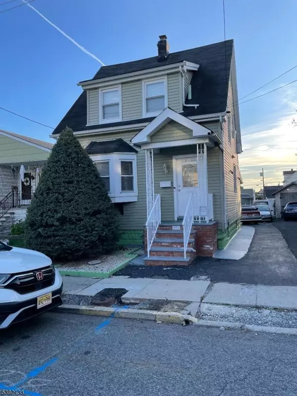 Linden City, NJ 07036,828 Allen St