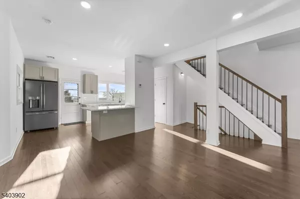 East Rutherford Boro, NJ 07073,96 Prospect Ter