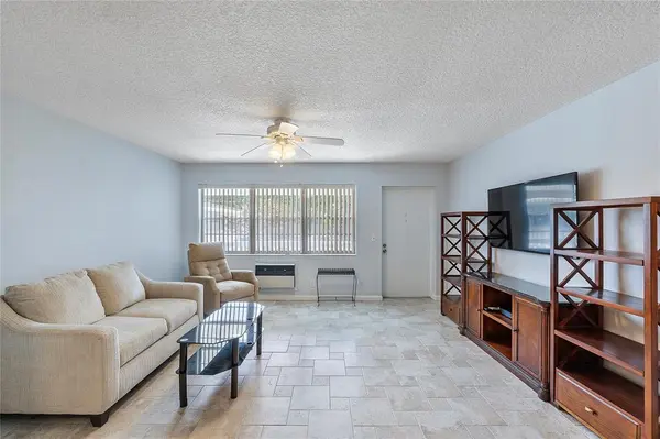 Deerfield Beach, FL 33442,518 Durham R #518