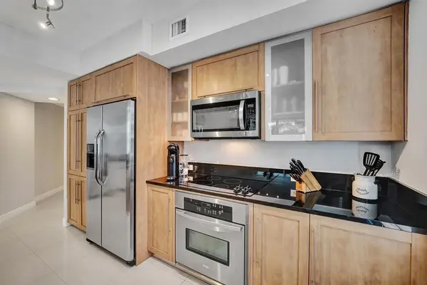 Fort Lauderdale, FL 33308,2831 N Ocean Blvd #303N