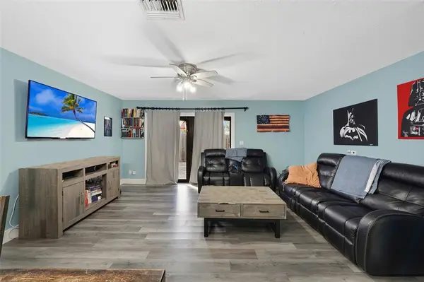 Pembroke Pines, FL 33026,1030 NW 107th Ave #1030