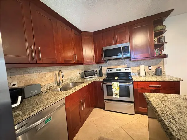 Palm Springs, FL 33461,294 Arabian Rd #294