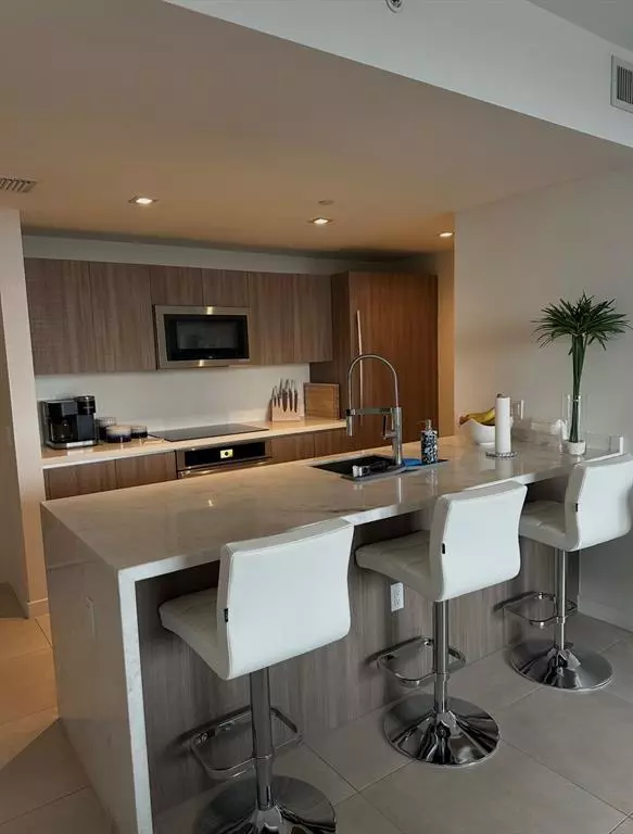 Fort Lauderdale, FL 33304,401 N Birch Rd #1212