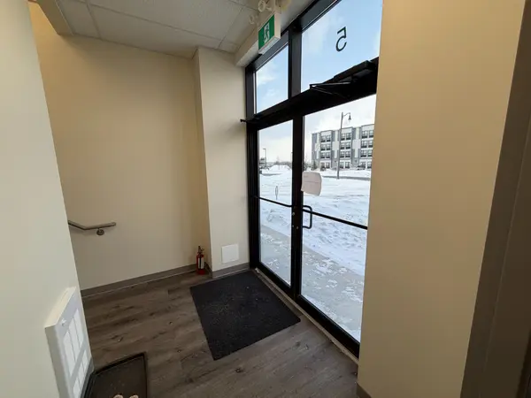 Aurora, ON L4G 3Z8,45 Eric T Smith WAY #5