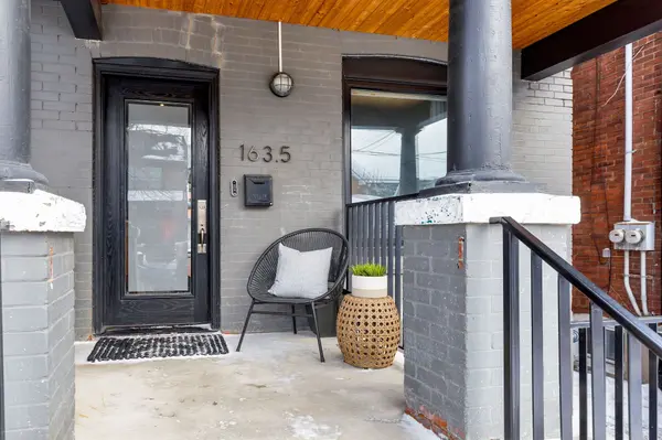 Toronto W02, ON M6P 3V3,163 1/2 Campbell AVE