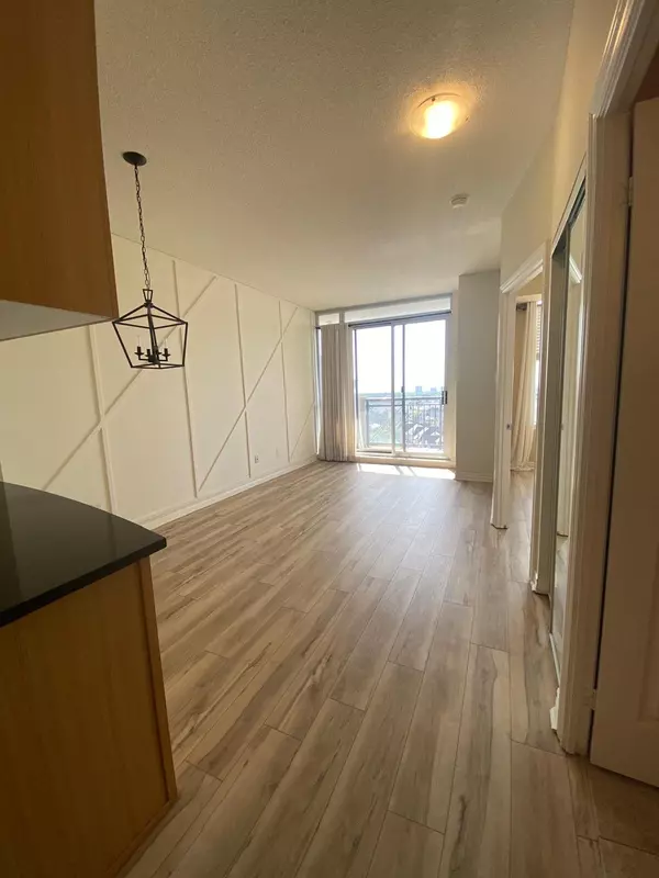 Oakville, ON L6H 0E3,2379 Central Park DR #1008