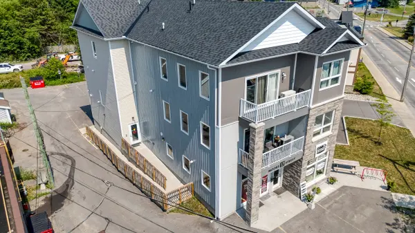 Carleton Place, ON K7C 2R4,17 Moore ST