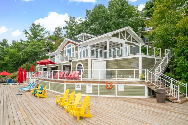 1869 Muskoka Road HWY 118 N/A W #BTV-E106, Muskoka Lakes, ON P1L 1W8