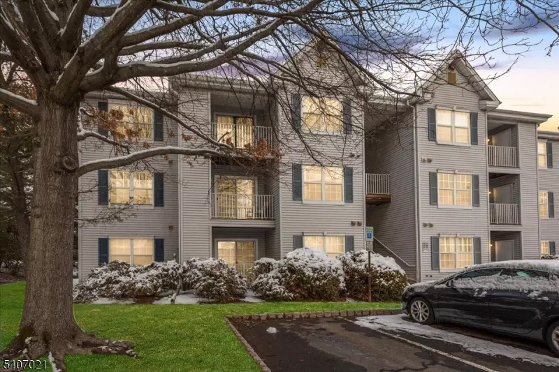 309 Stratford Pl, Bridgewater Twp., NJ 08805