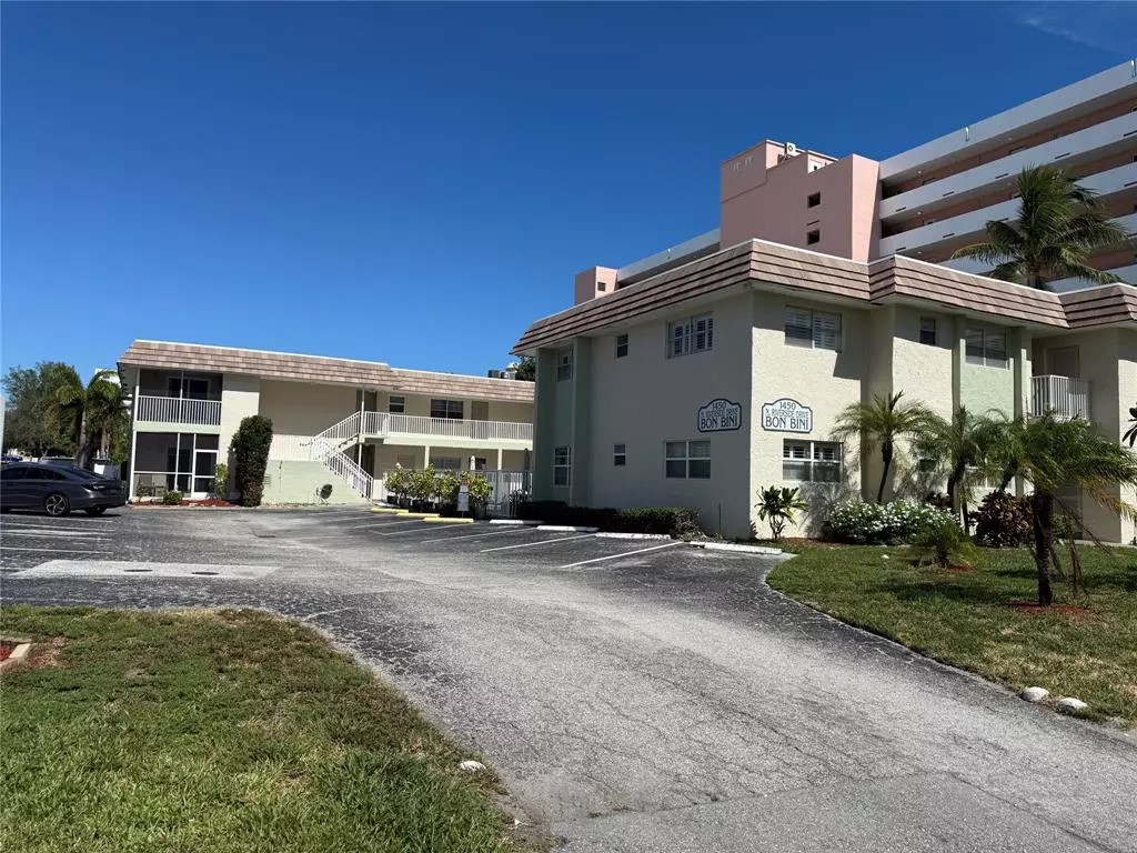 Pompano Beach, FL 33062,1450 N Riverside Dr #204