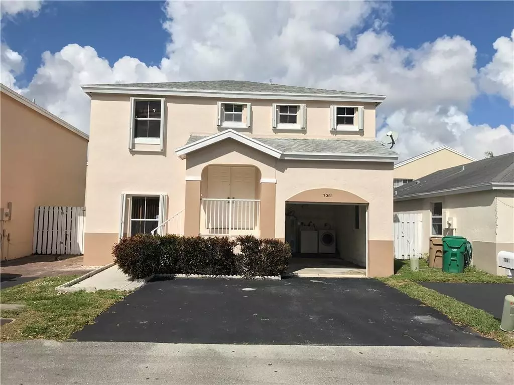 Davie, FL 33314,7061 SW 41st Pl
