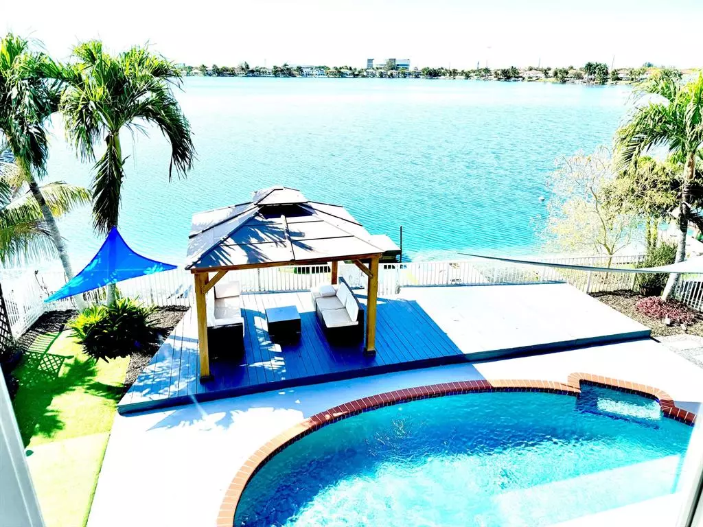 Miami, FL 33186,14024 SW 132nd Ave