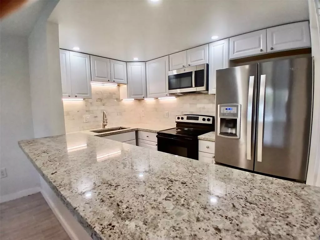 Lauderhill, FL 33319,4164 N Inverrary Dr #311