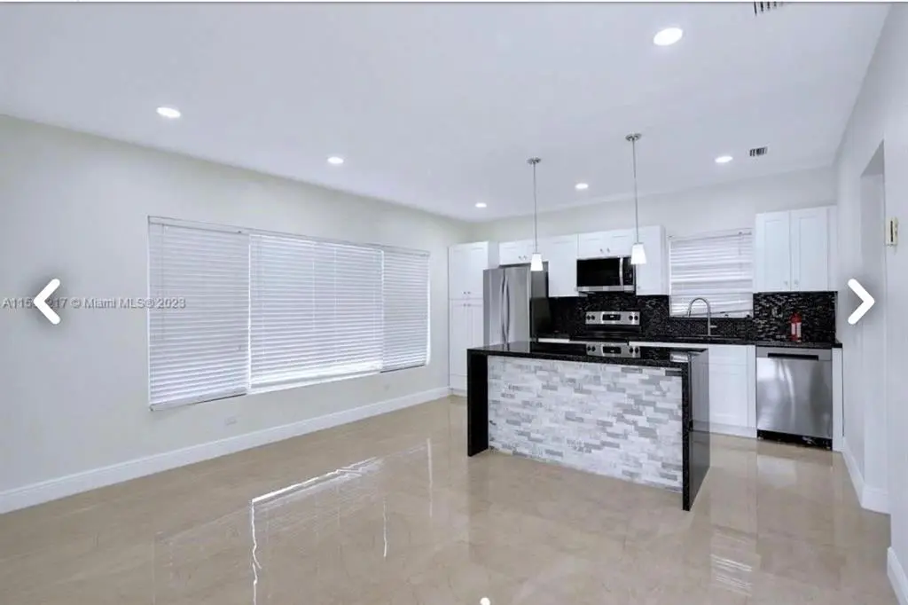 Hollywood, FL 33024,6720 Coolidge St