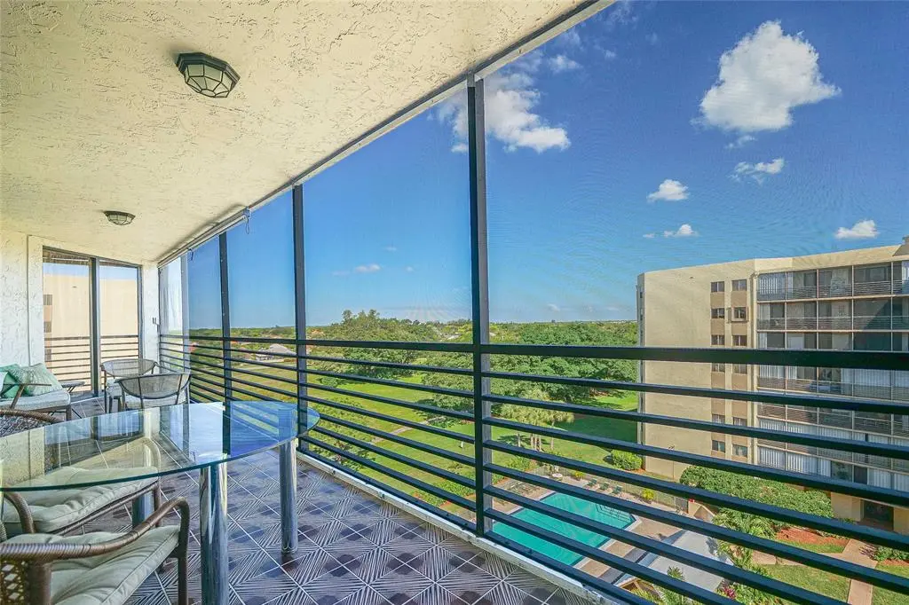 Lauderhill, FL 33319,7100 Radice Ct #708