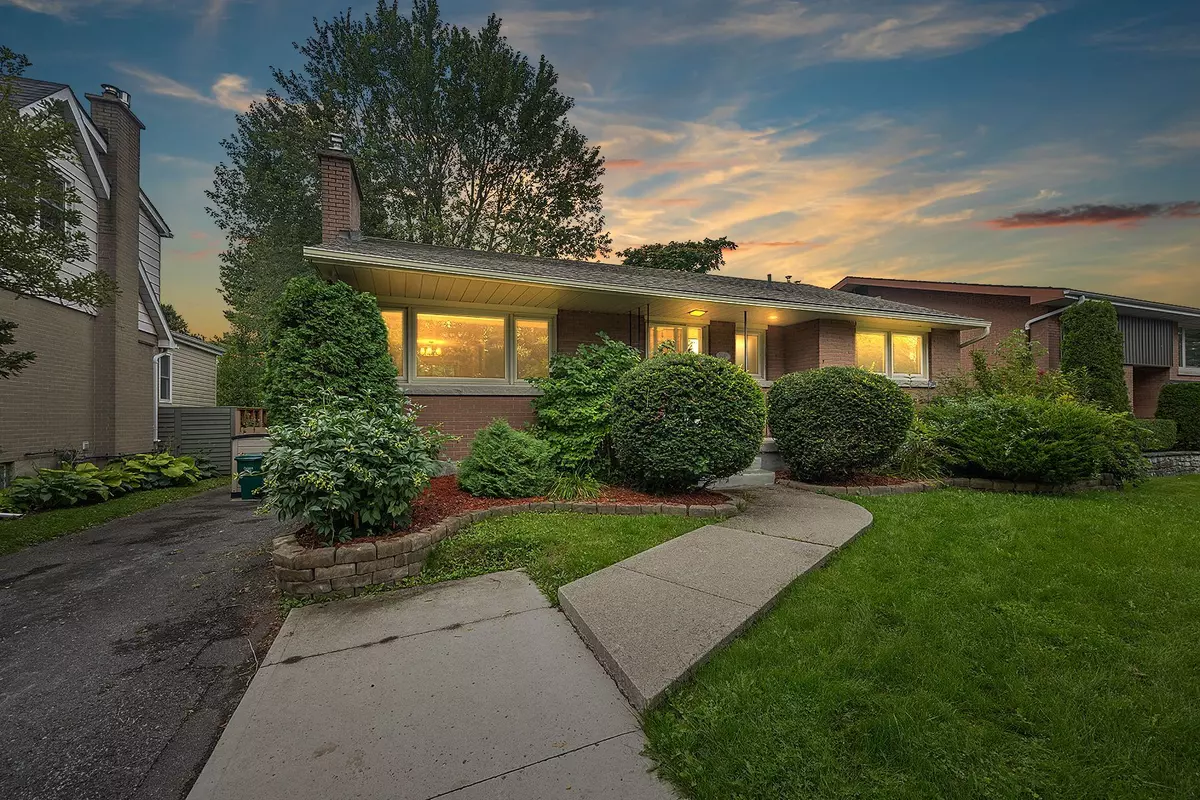 Kingston, ON K7M 2T6,140 LIDDELL CRES