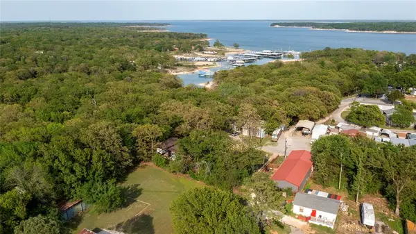 Pottsboro, TX 75076,59 Shoreline Road