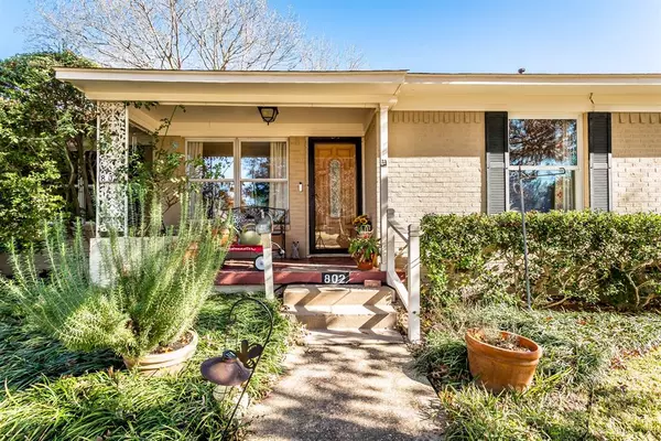 Dallas, TX 75218,802 Kirkwood Drive