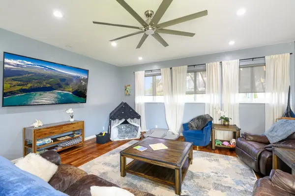 Kailua-kona, HI 96740,73-1181 MAHILANI DR