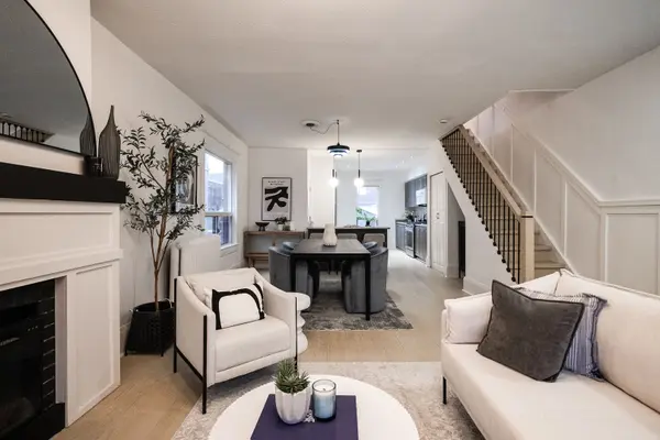 Toronto E01, ON M4J 4V6,216 Parkmount RD