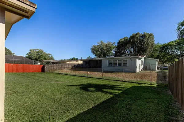 Pembroke Pines, FL 33026,11420 NW 18th St