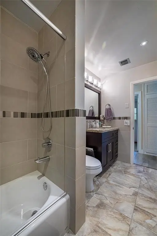 Pembroke Pines, FL 33026,11420 NW 18th St