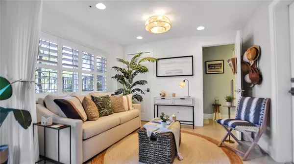 Fort Lauderdale, FL 33004,816 NE 7th St #C